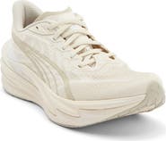PUMA Deviate Nitro 4 Running Shoe