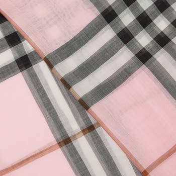 【関税＆送料込み】Burberry Giant Check Wool Scarf de11c13f-b687-4e0d-b7e6-