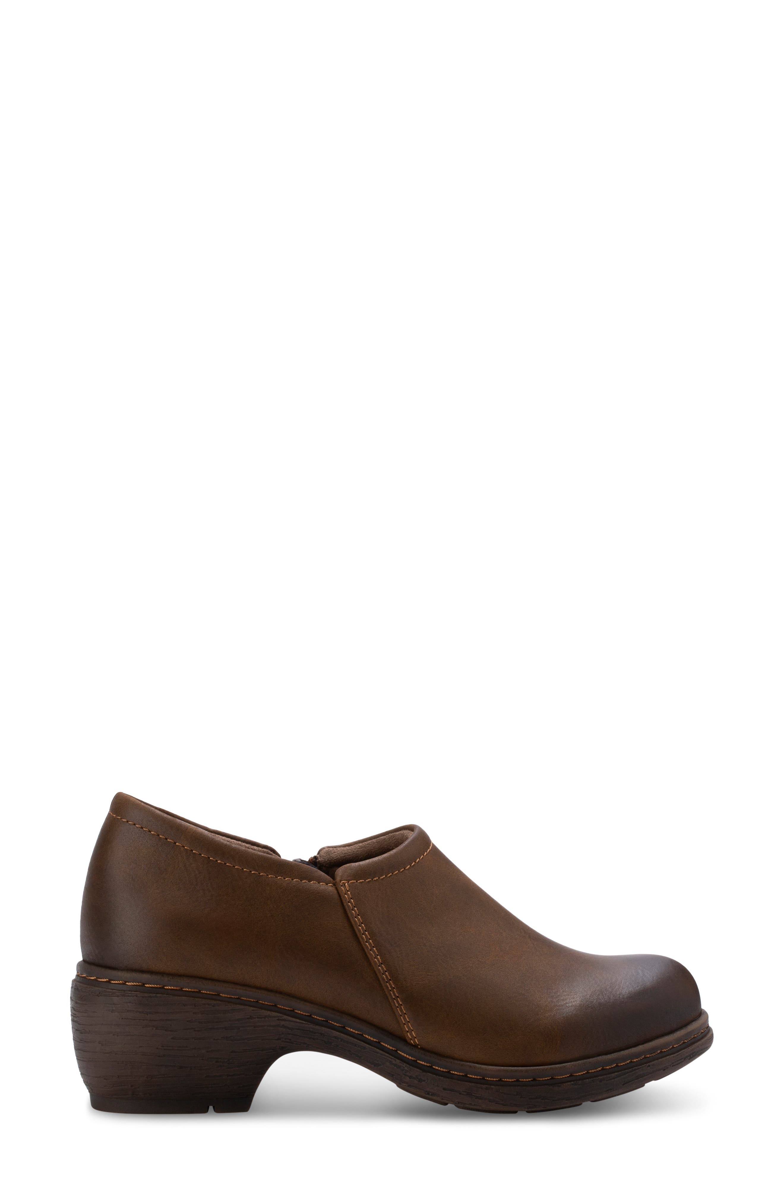Rosie Clog, Alternate, color, BOMBER BROWN