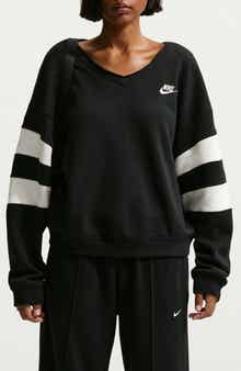 Nike Club Fleece V-Neck Sweatshirt