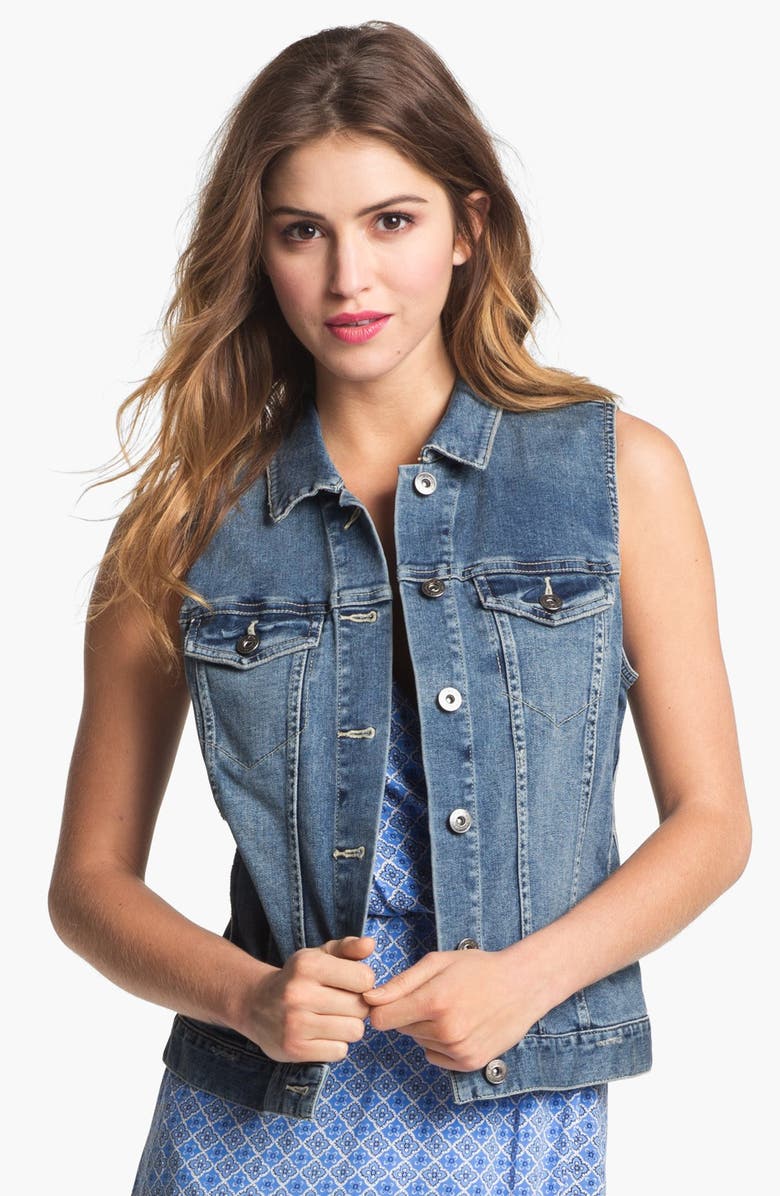 Two by Vince Camuto Vintage Wash Denim Vest, Alternate, color, 