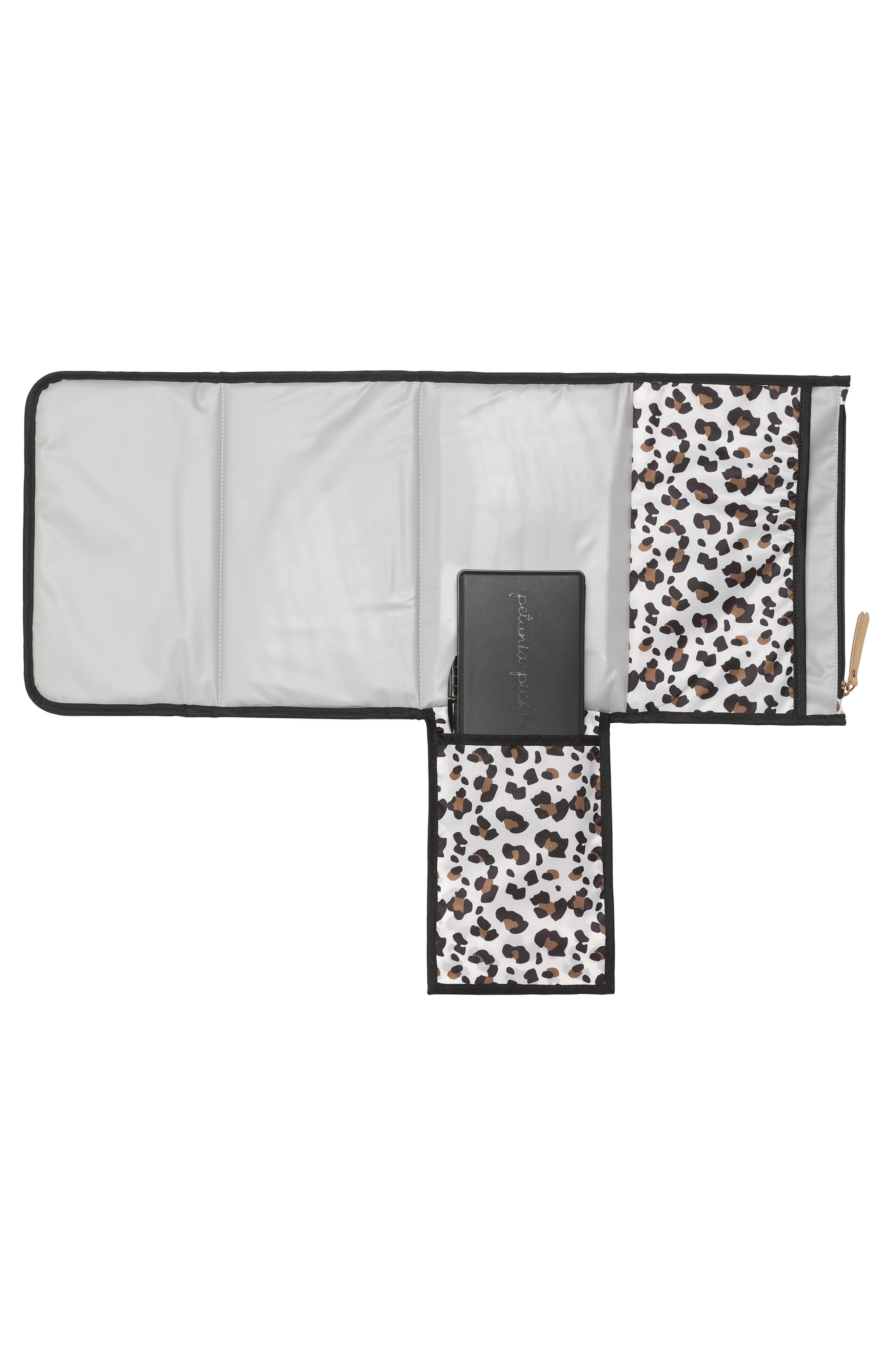 Petunia Pickle Bottom Nimble Diaper Clutch, Alternate, color, Leopard