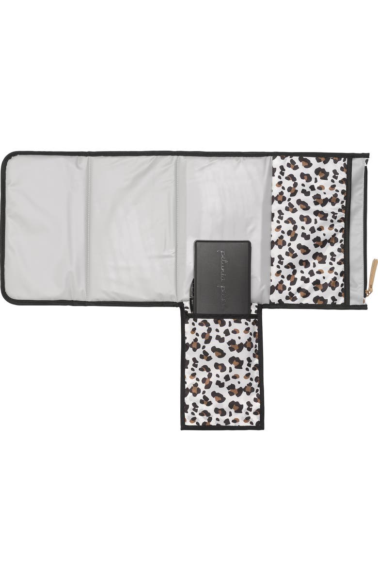 Petunia Pickle Bottom Nimble Diaper Clutch, Alternate, color, Leopard