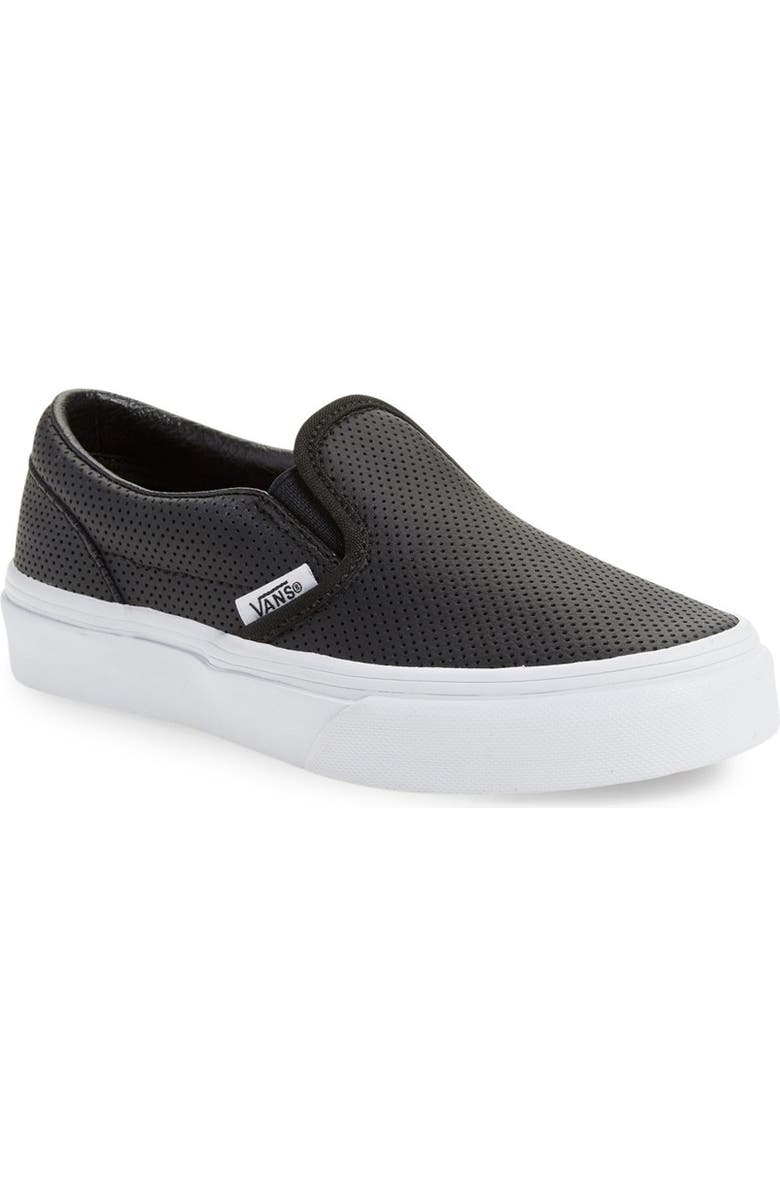 Vans 'Classic' Slip-On Sneaker, Main, color,