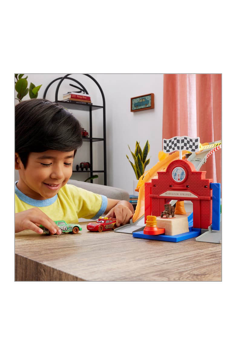 Disney & Pixar 'Cars' Radiator Springs Race & Rescue Rescue Road Raceway Playset, Alternate, color, NONE