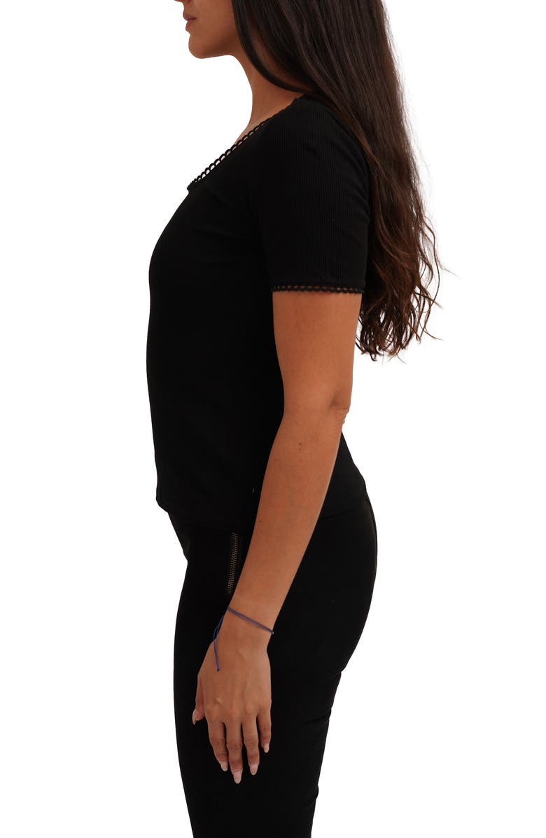 CYRUS Scallop Trim Short Sleeve Ribbed Top, Alternate, color, Black