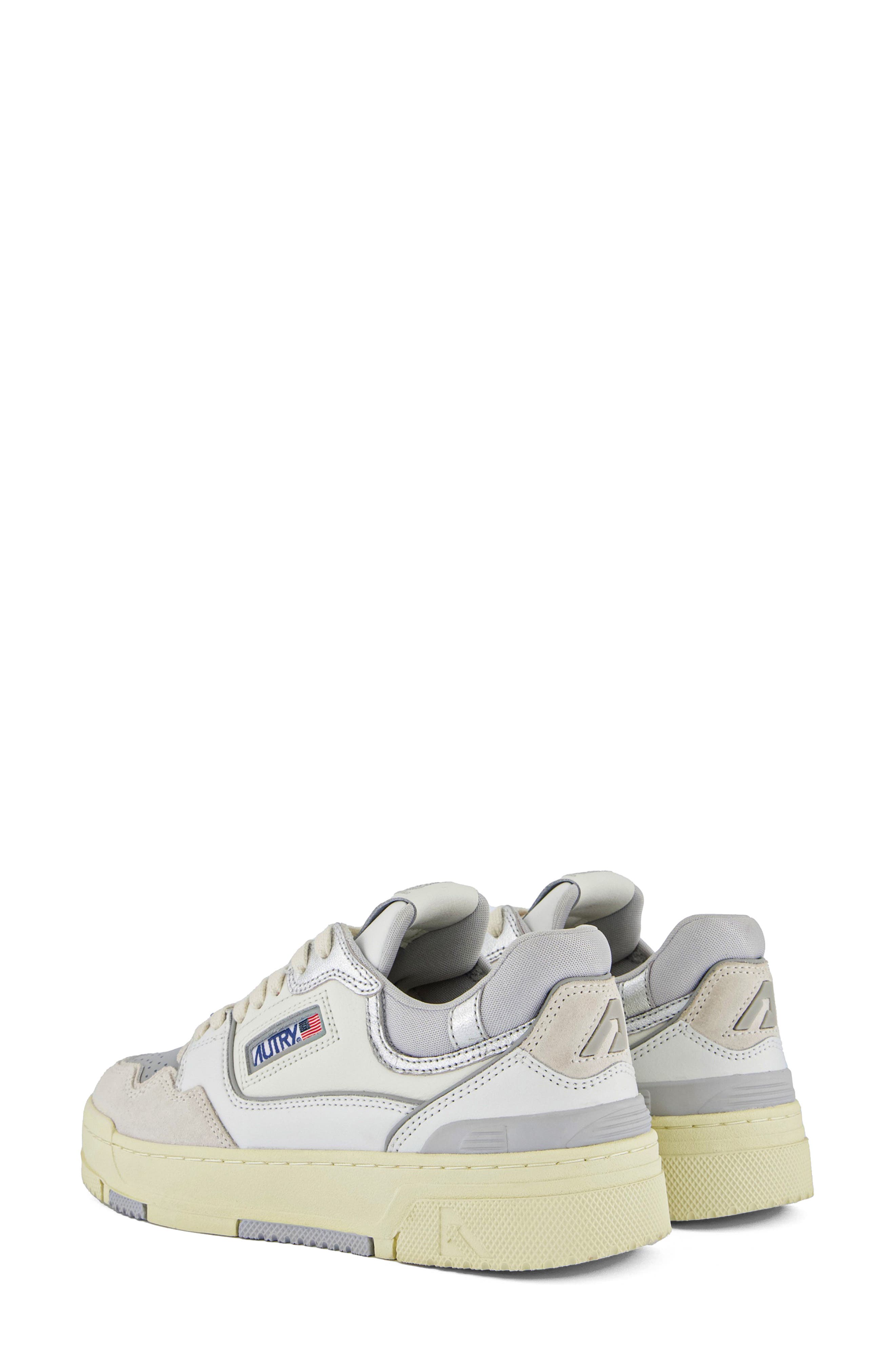 AUTRY CLC Mixed Media Low Top Sneaker, Alternate, color, Silver/ Vapor