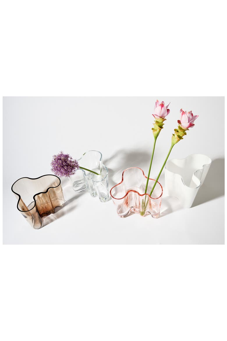 Aalto Vase, Alternate, color, SALMON PINK