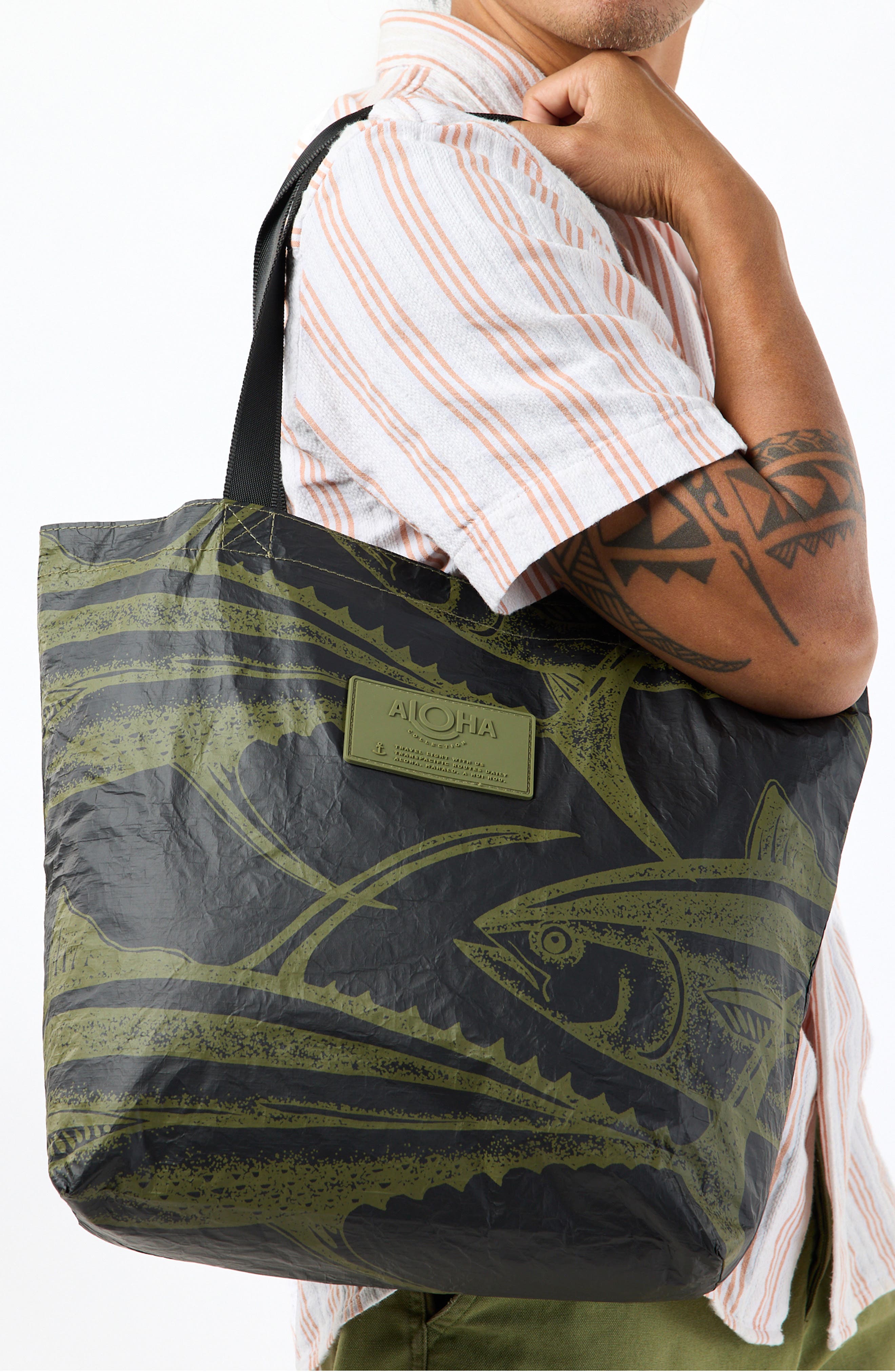 Aloha Collection Ahi Reversible Water Resistant Tyvek<sup
®</sup
 Tote, Alternate, color, Olive/ Black