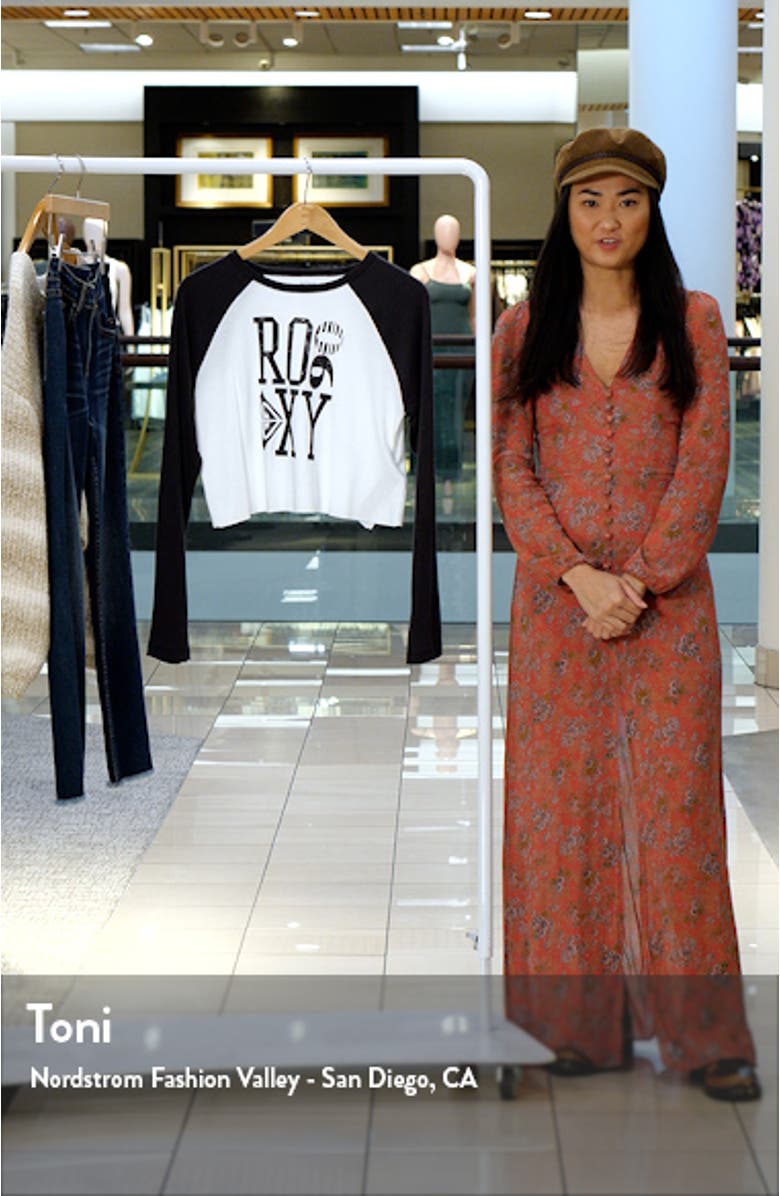 Heritage 90 Long Sleve Cotton Crop Graphic T-Shirt, sales video thumbnail