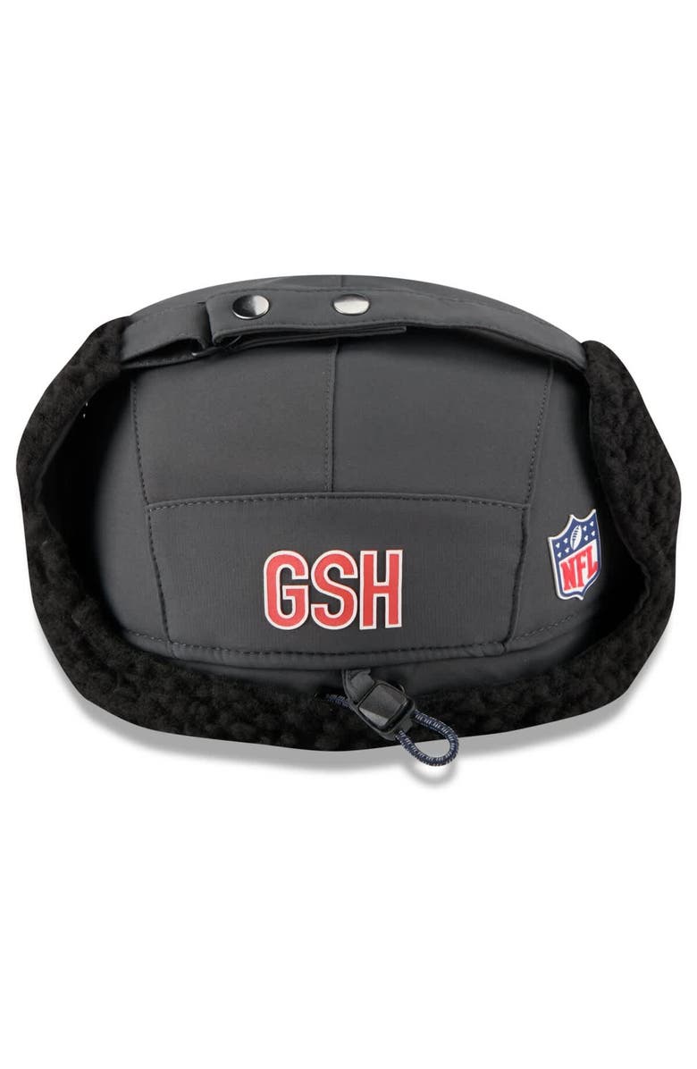 New Era Men's New Era Charcoal Chicago Bears 2025 Sideline Cold Weather Runner Dog Ear Adjustable Hat, Alternate, color, Charcoal