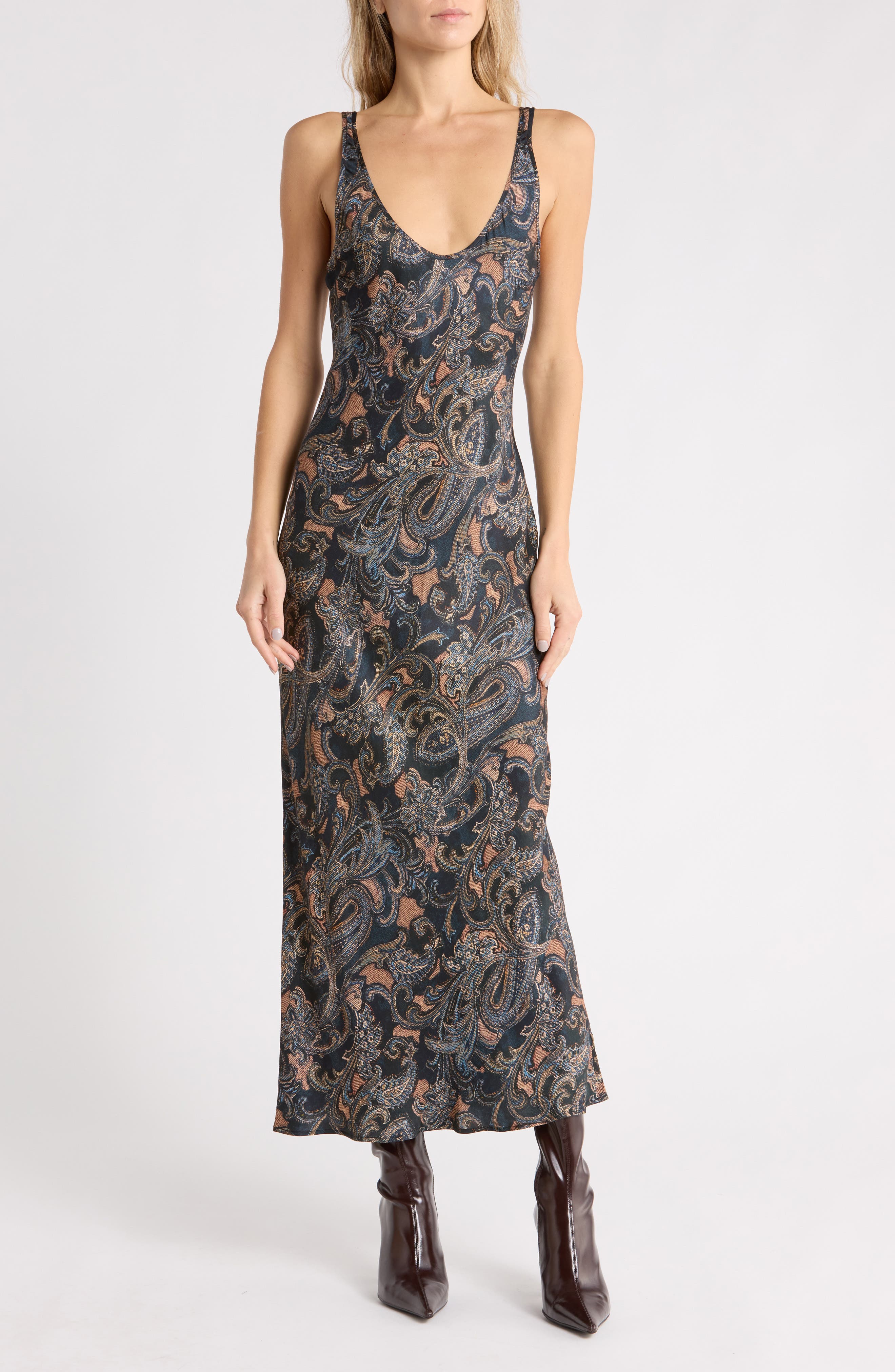 selected MIDNIGHT MULTI ETCHED PAISLEY