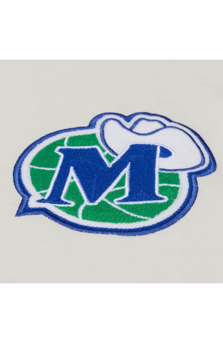 Mitchell & Ness Men's Mitchell & Ness Cream Dallas Mavericks Hardwood Classics Chainstitch Premium T-Shirt, Alternate, color, Cream