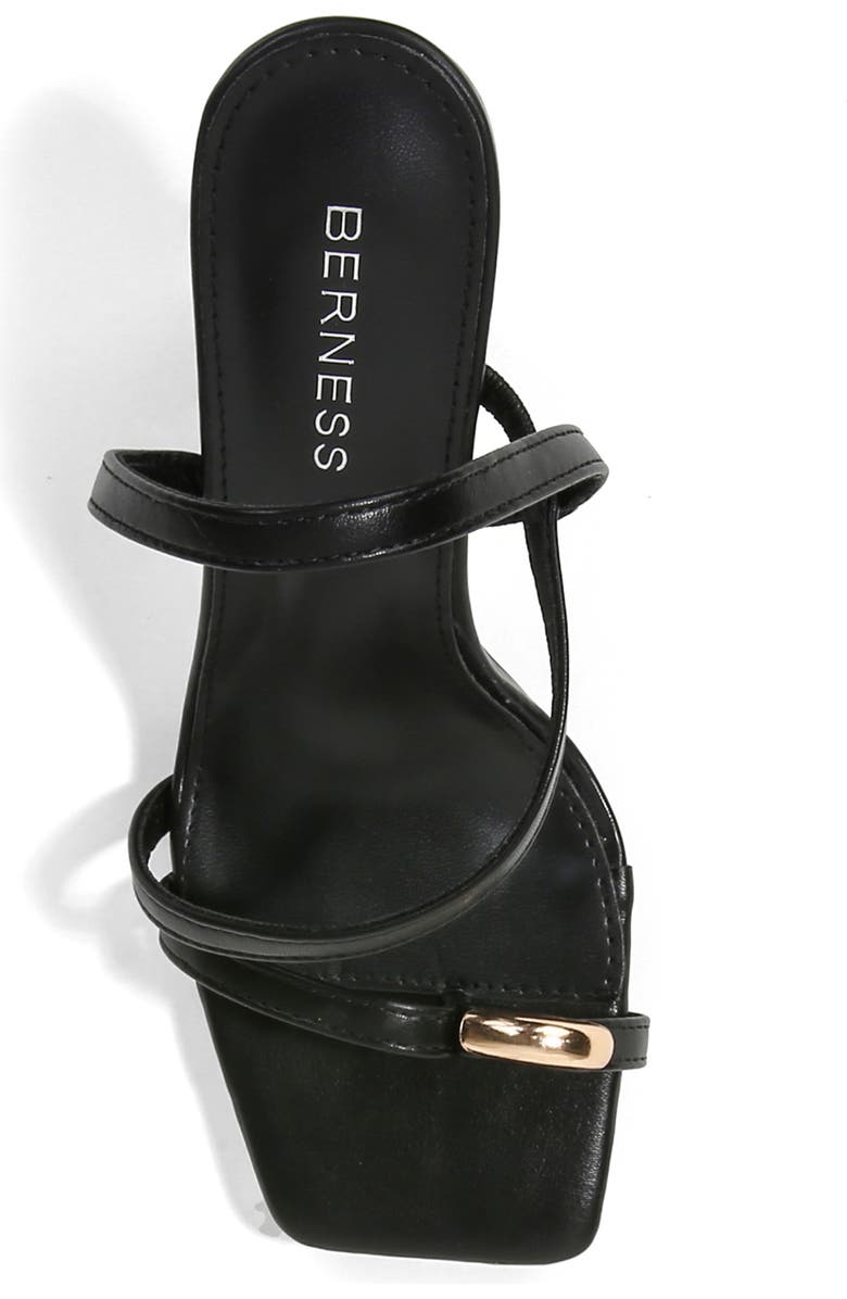 BERNESS Hildegarde Toe Loop Sandal, Alternate, color, Black