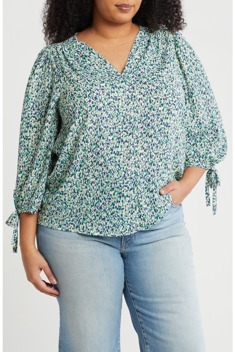 V-Neck Three-Quarter Sleeve Top, Main, color, GREEN