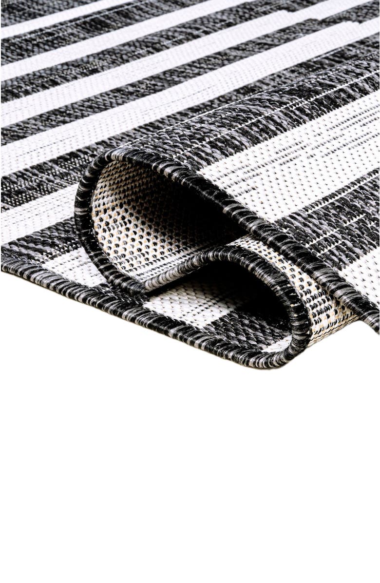 JONATHAN Y Sukie Modern Offset Stripe Indoor/Outdoor Area Rug, Alternate, color, Black/Ivory