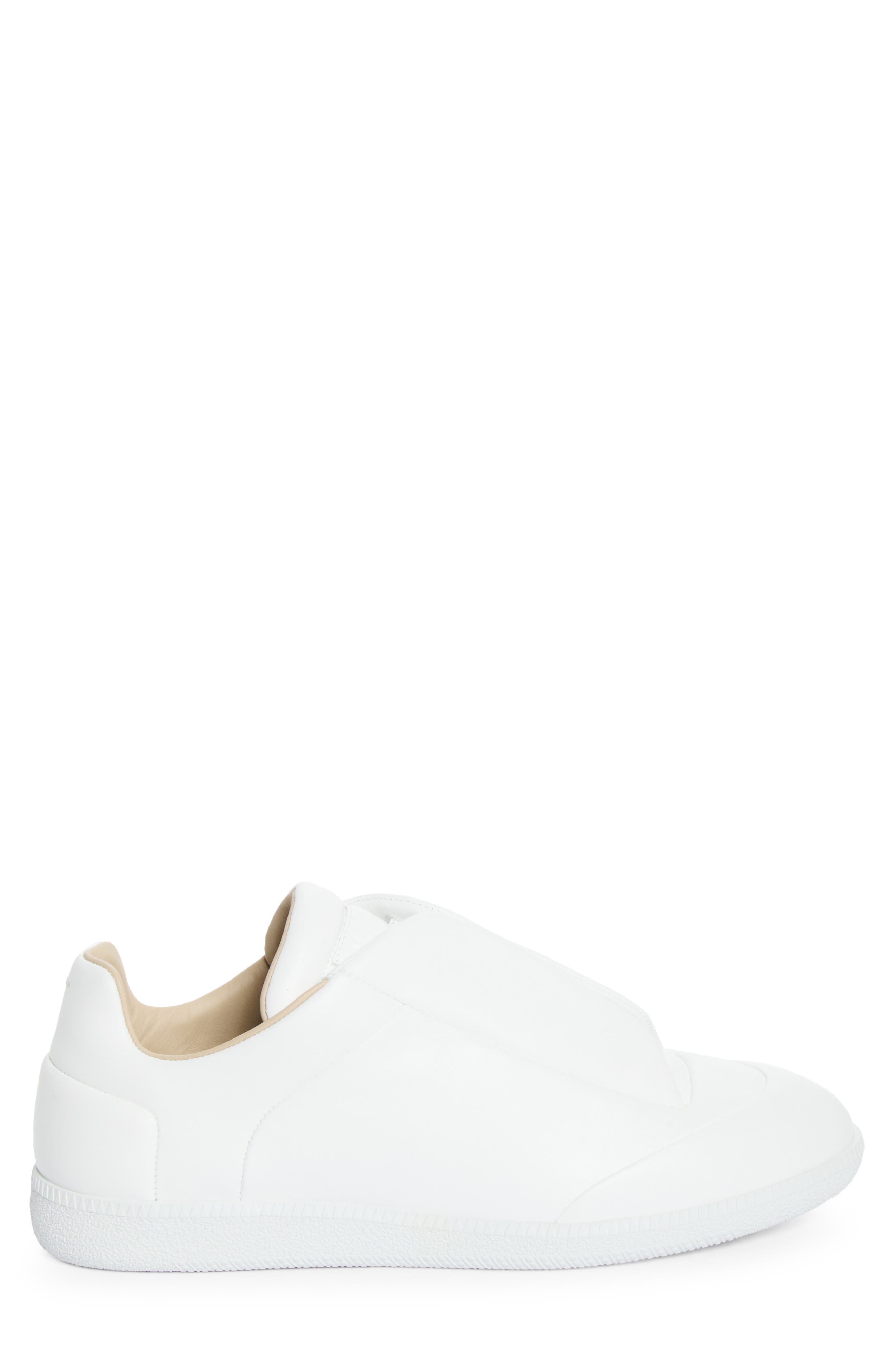 Future Low Top Sneaker, Alternate, color, WHITE