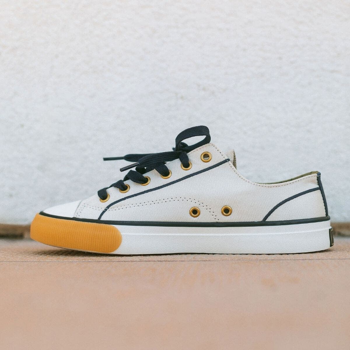 P.F. Flyers All-American Clubhouse Low-Top Sneaker, Alternate, color, Sand-Sapphire