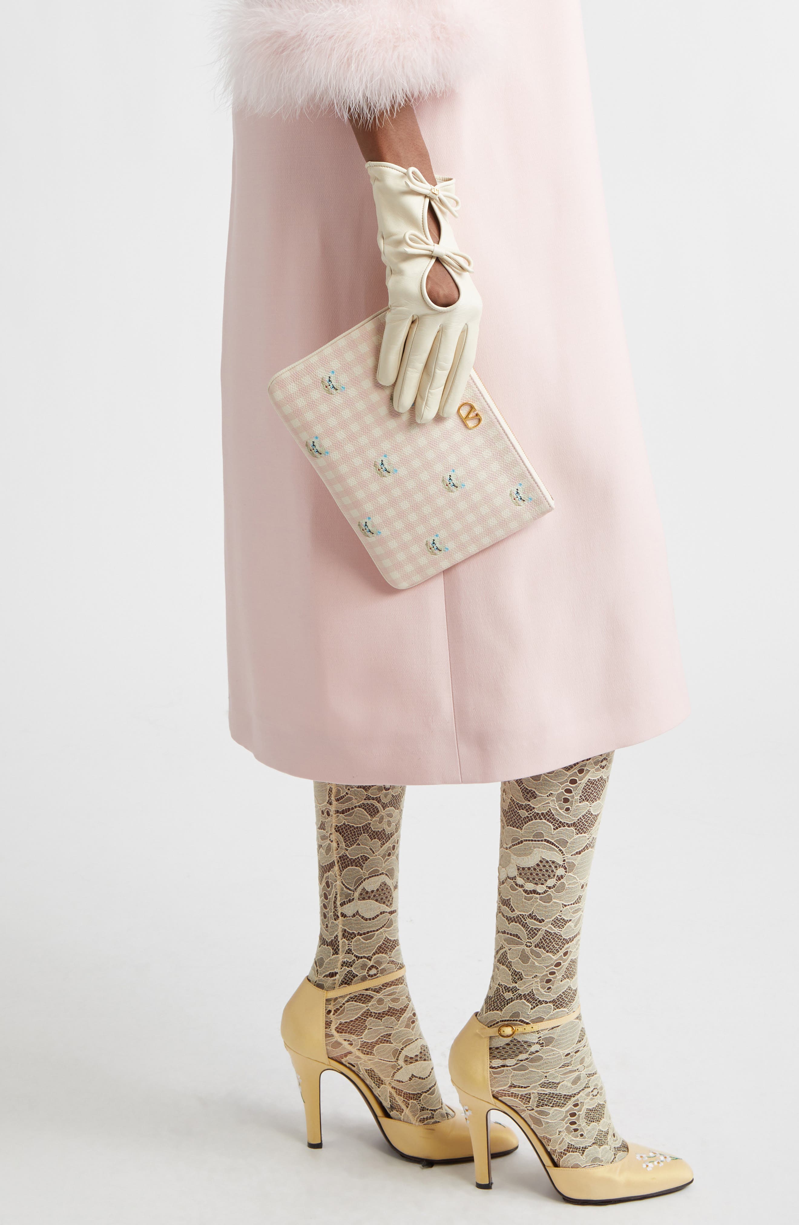 Valentino Garavani Medium VLOGO Signature Flat Leather Pouch Clutch, Alternate, color, Ivory/ Multi