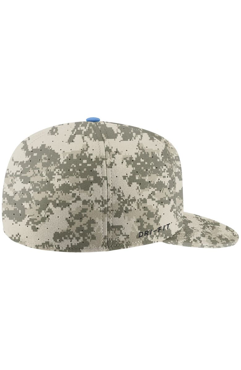 Nike Men's Nike Camo North Carolina Tar Heels Aero True Baseball Performance Fitted Hat, Alternate, color, 