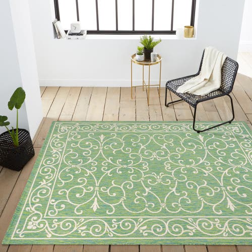 Jonathan Y Charleston Vintage Filigree Textured Weave Indoor/outdoor Area Rug In Green/ivory