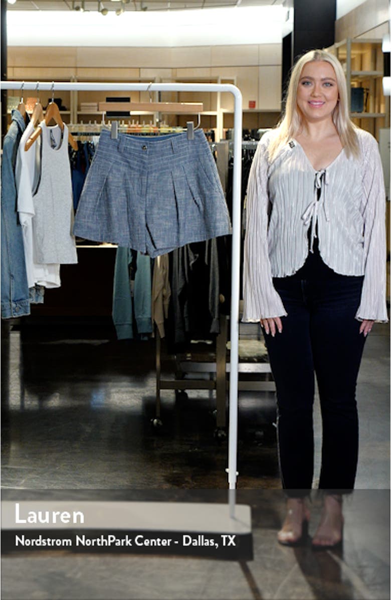 Billie Pleated Shorts, sales video thumbnail