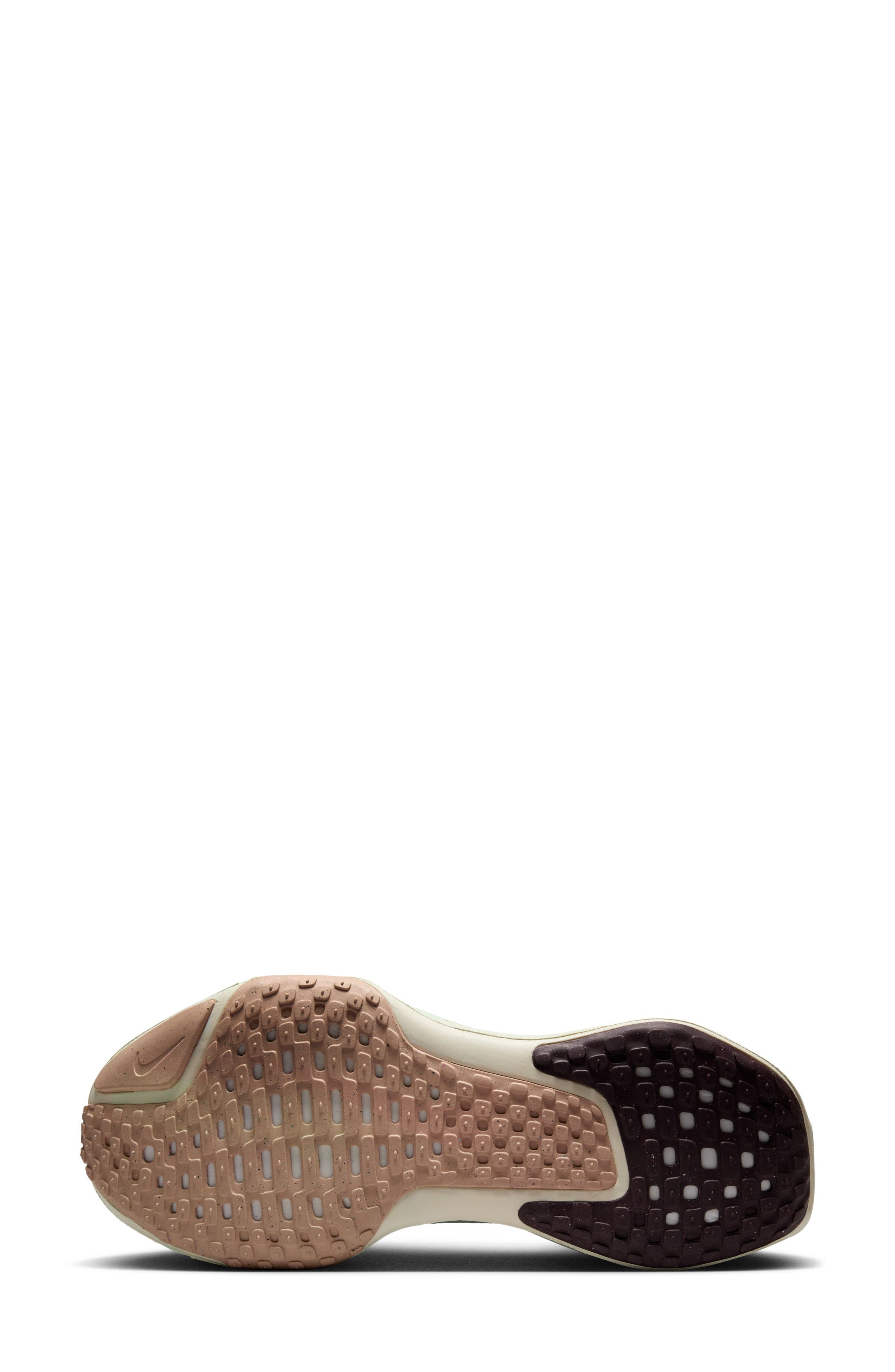 Nike ZoomX Invincible Run 3 Running Shoe, Alternate, color, 