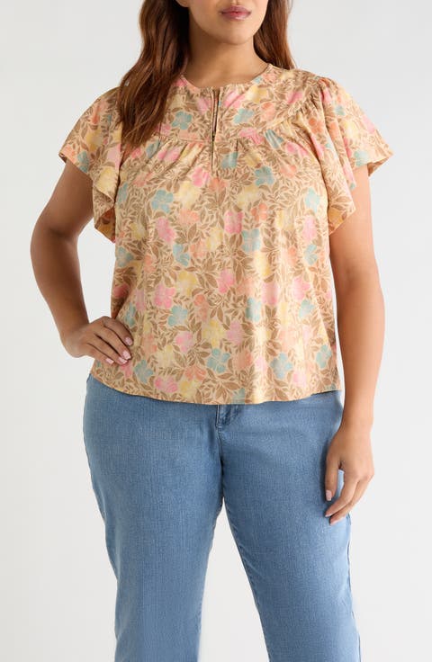 Floral Flutter Sleeve Quarter Zip Top (Plus)