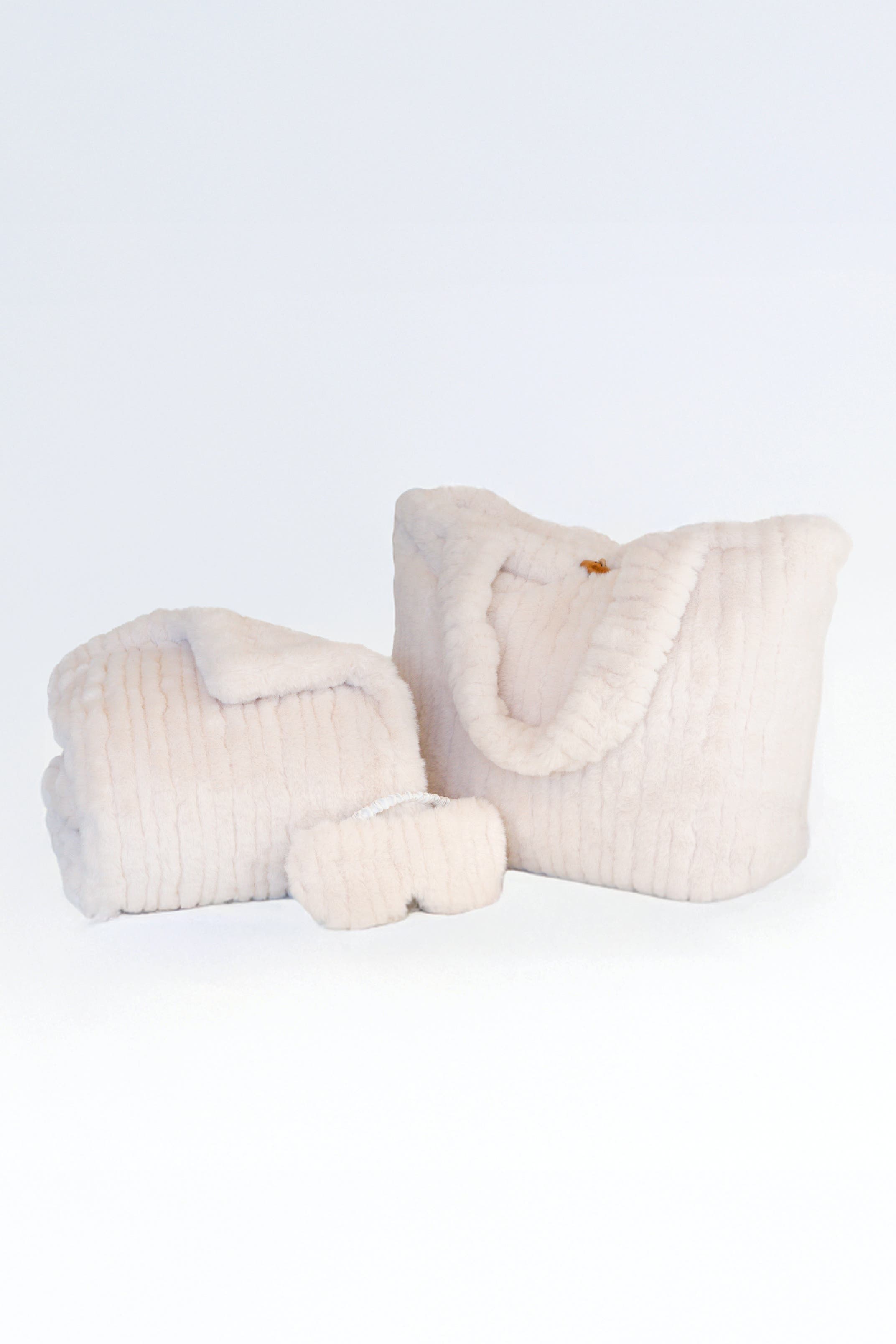 Sea To Me Blankets Luxury Travel Trio  Blanket, Tote, and Eye Mask, Alternate, color, Ivory