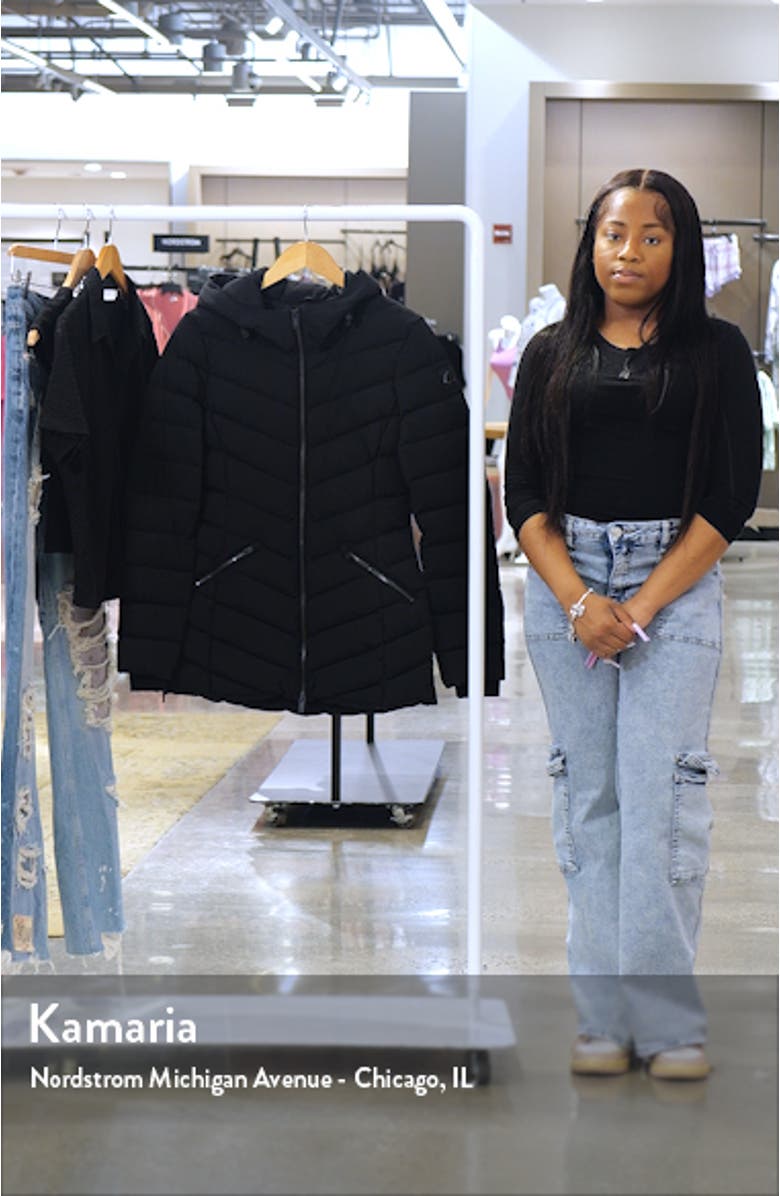 Rockcliff 5 Quilted Stretch Jacket, sales video thumbnail