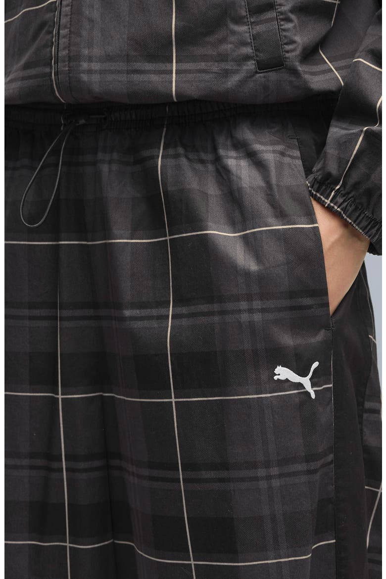 T7 Relaxed Tartan Woven Pants, Alternate, color, PUMA BLACK