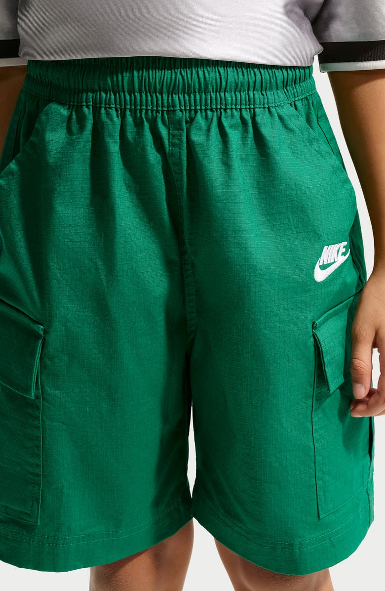 Nike Kids' Sportswear Club Woven Cargo Shorts, Alternate, color, Malachite/ White