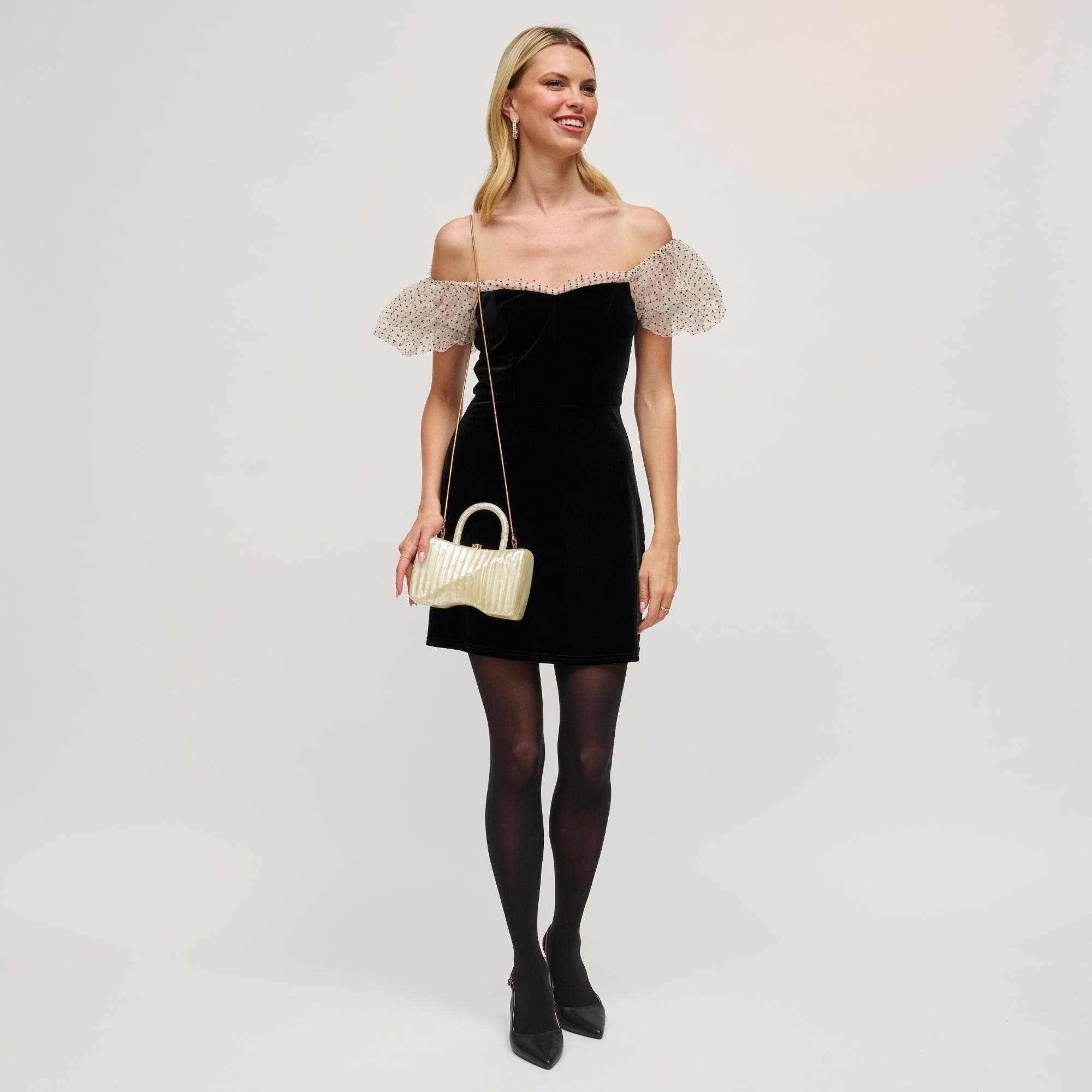 URBAN EXPRESSIONS HANDBAGS Julie Evening Bag, Alternate, color, Ivory