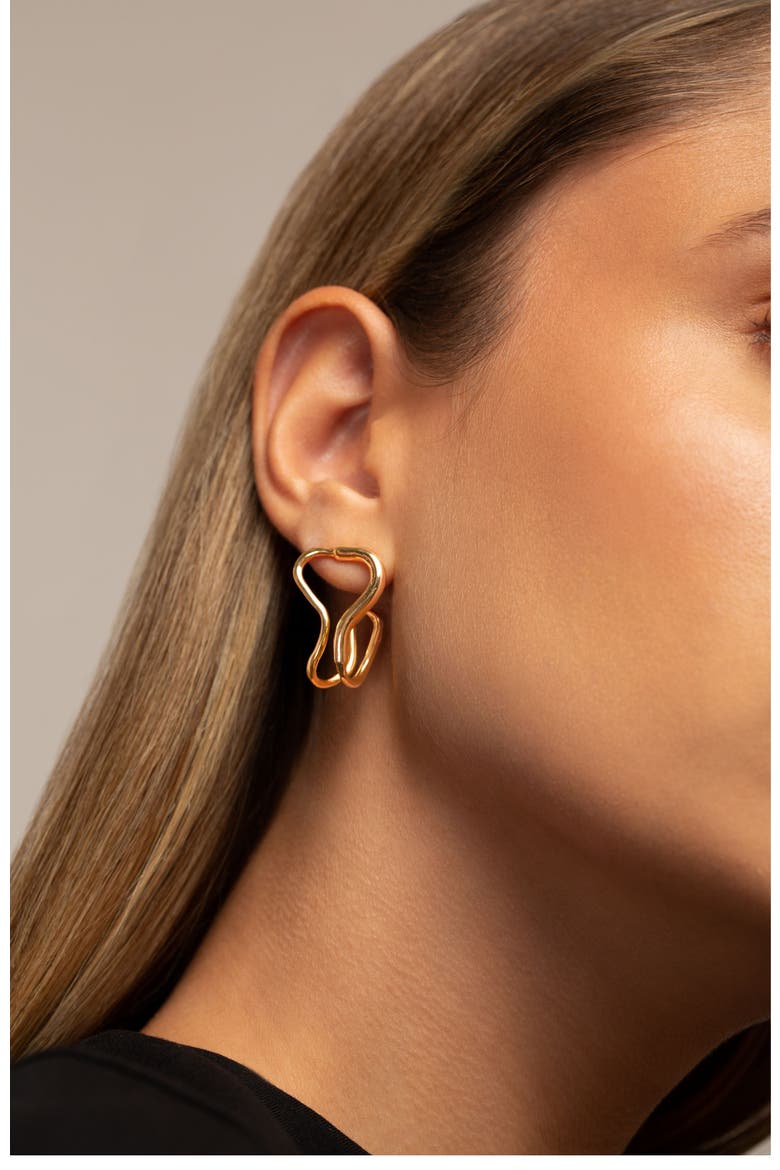 Corine statement earrings, Alternate, color, GOLD PLATE