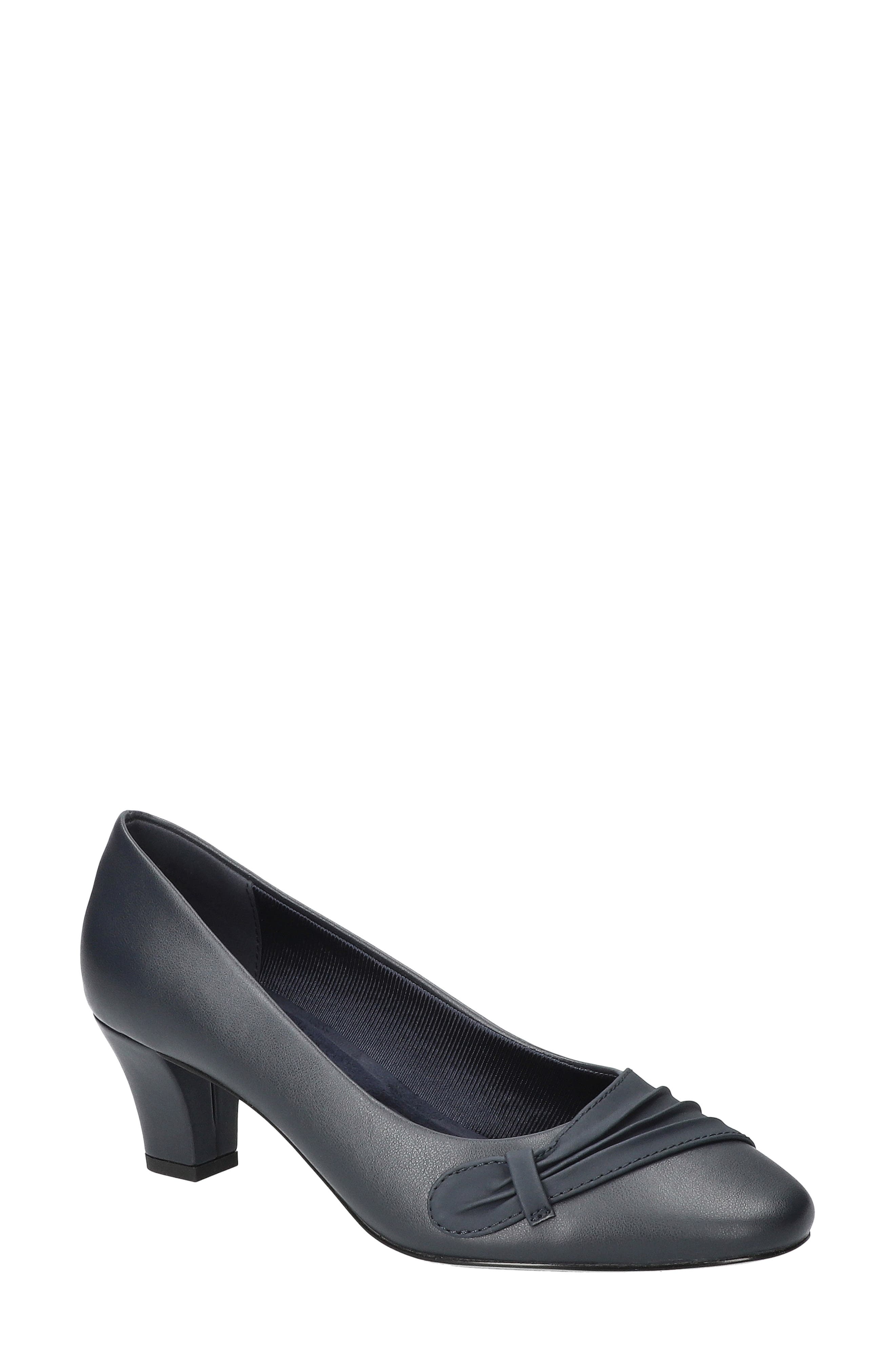 Ginnifer Pump
