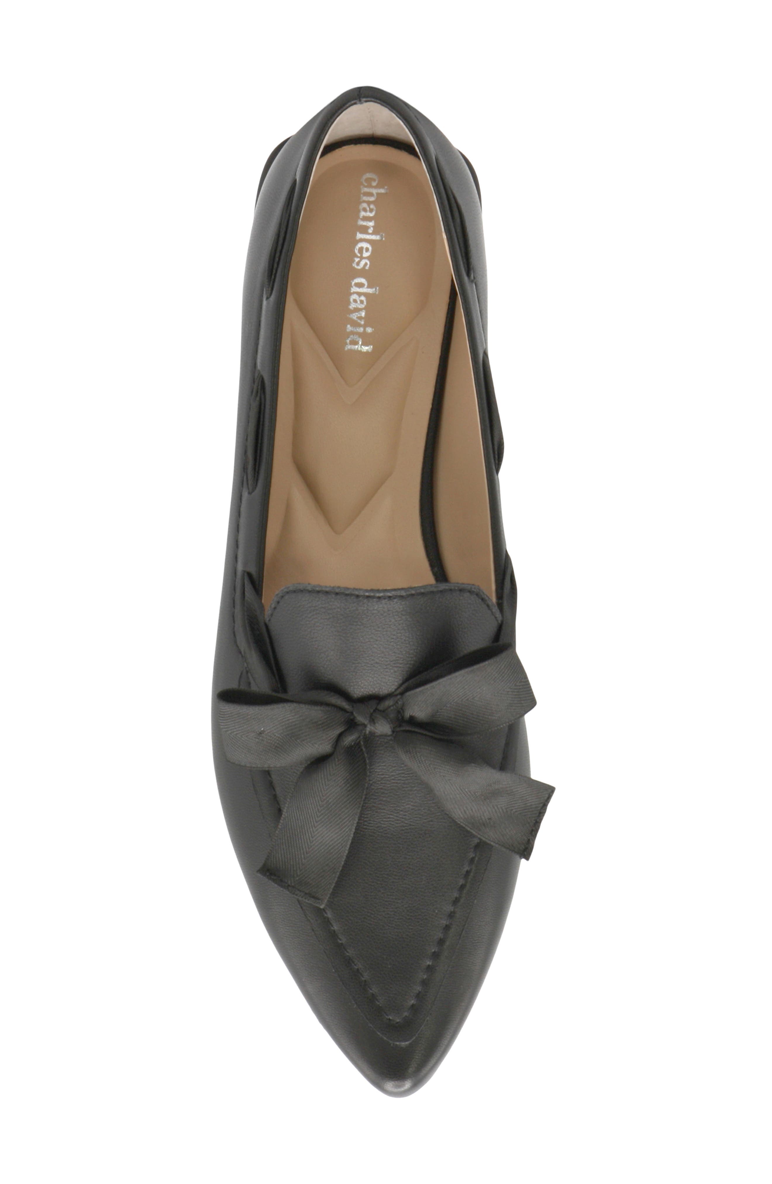 Charles David Izzi Pointed Toe Flat, Alternate, color, Black