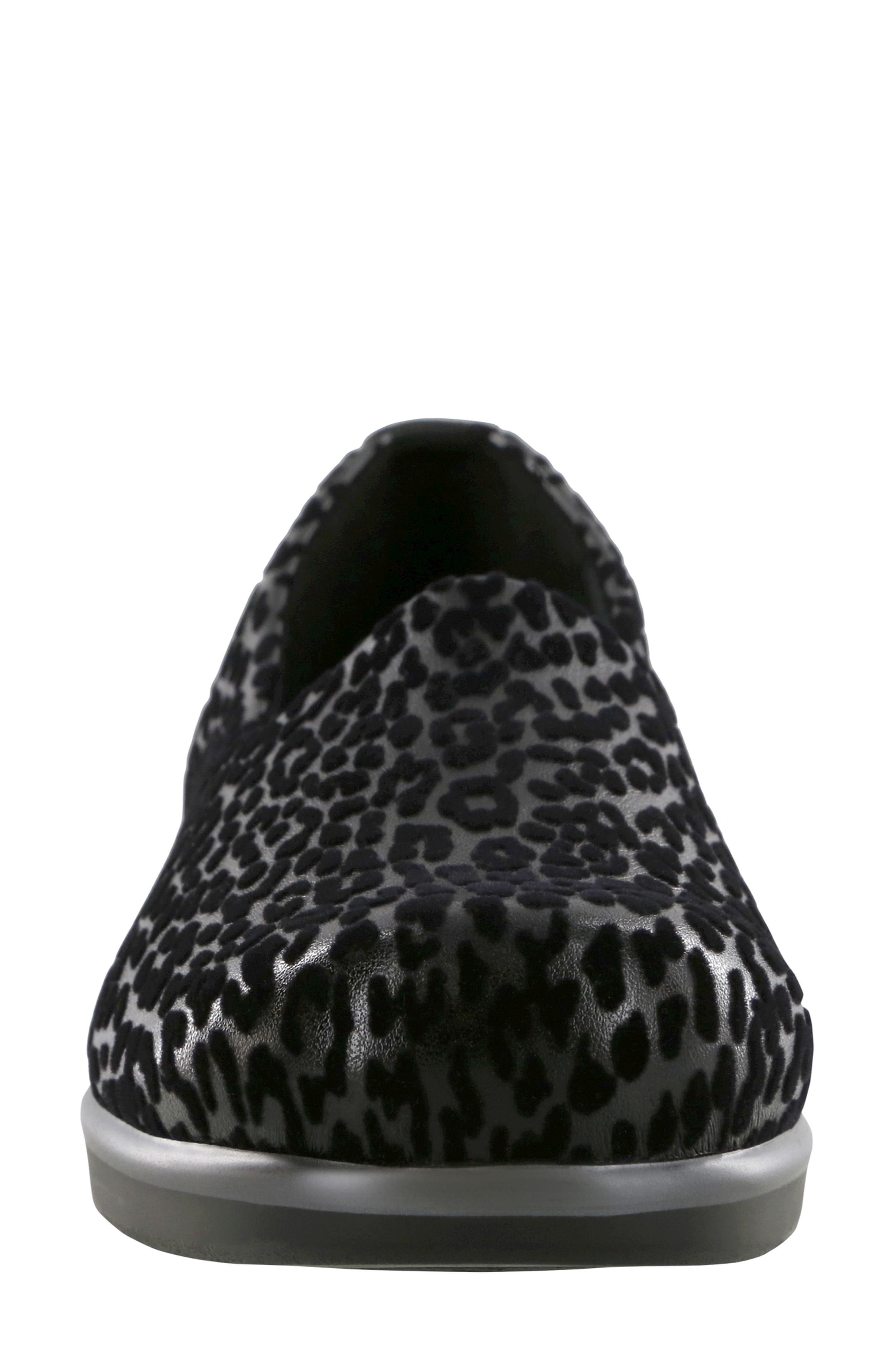 Bliss Slip-On Shoe - image 4