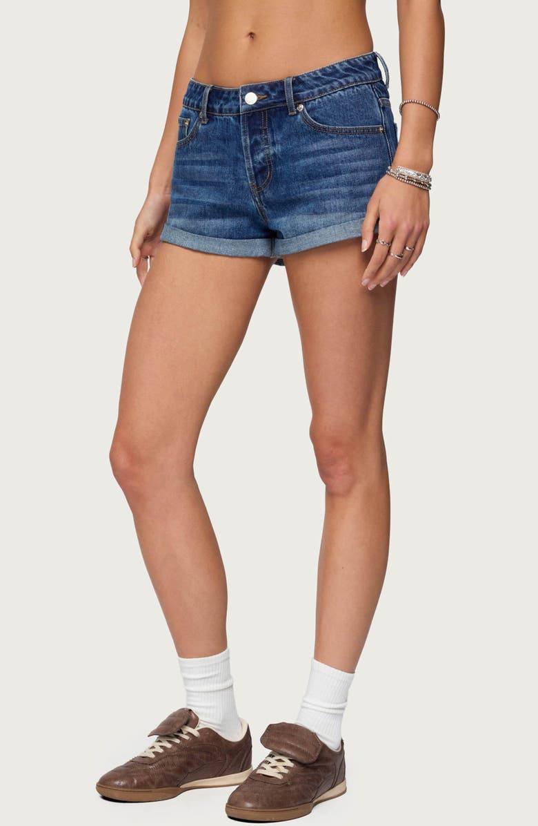 EDIKTED Rylin Cuffed Low Rise Denim Shorts, Alternate, color, Blue-Washed