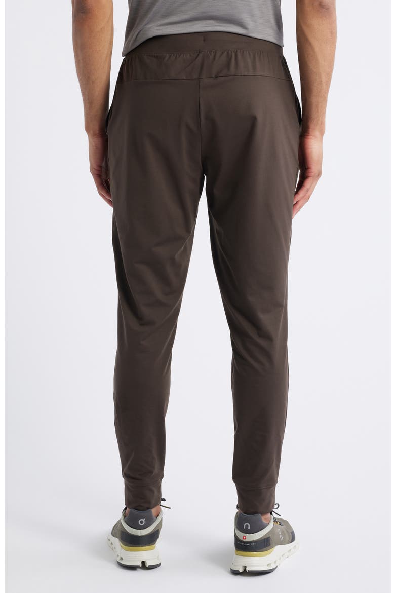 Live in Performance Joggers, Alternate, color, BROWN MULCH