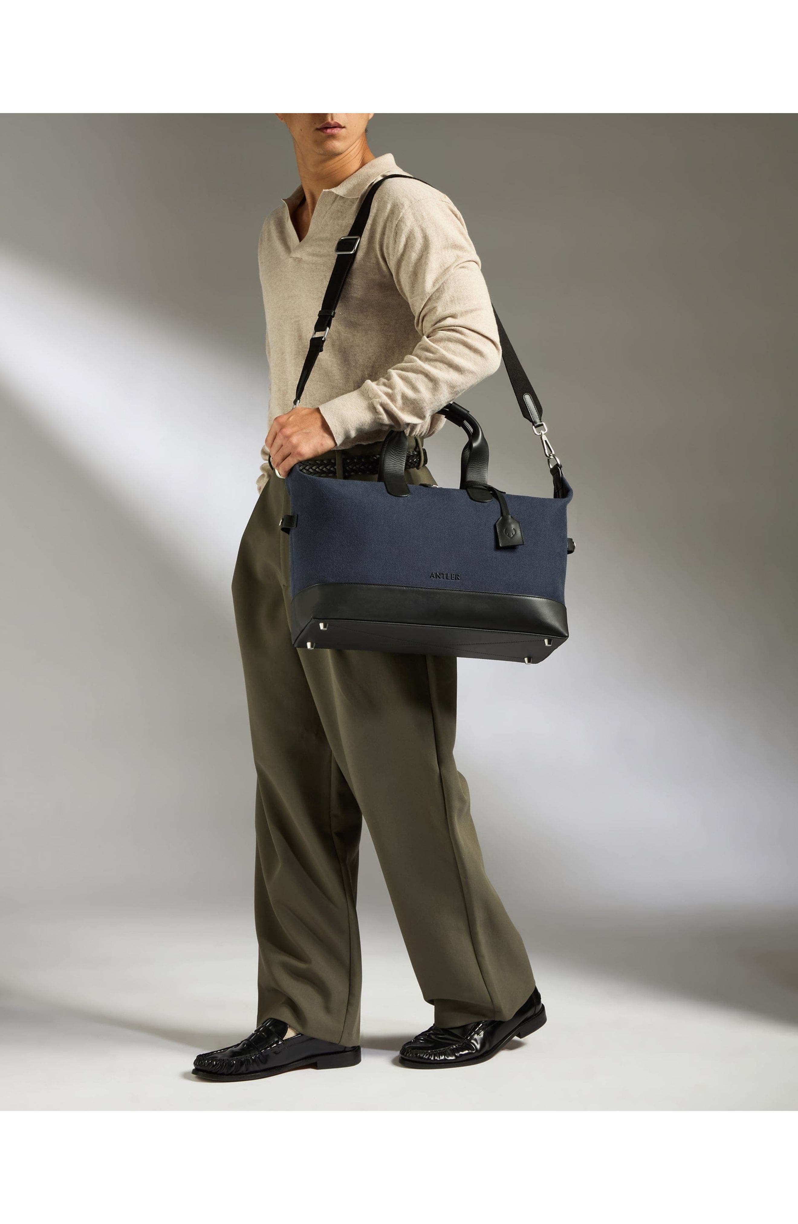 Heritage Overnight Bag in Navy, Alternate, color, Navy
