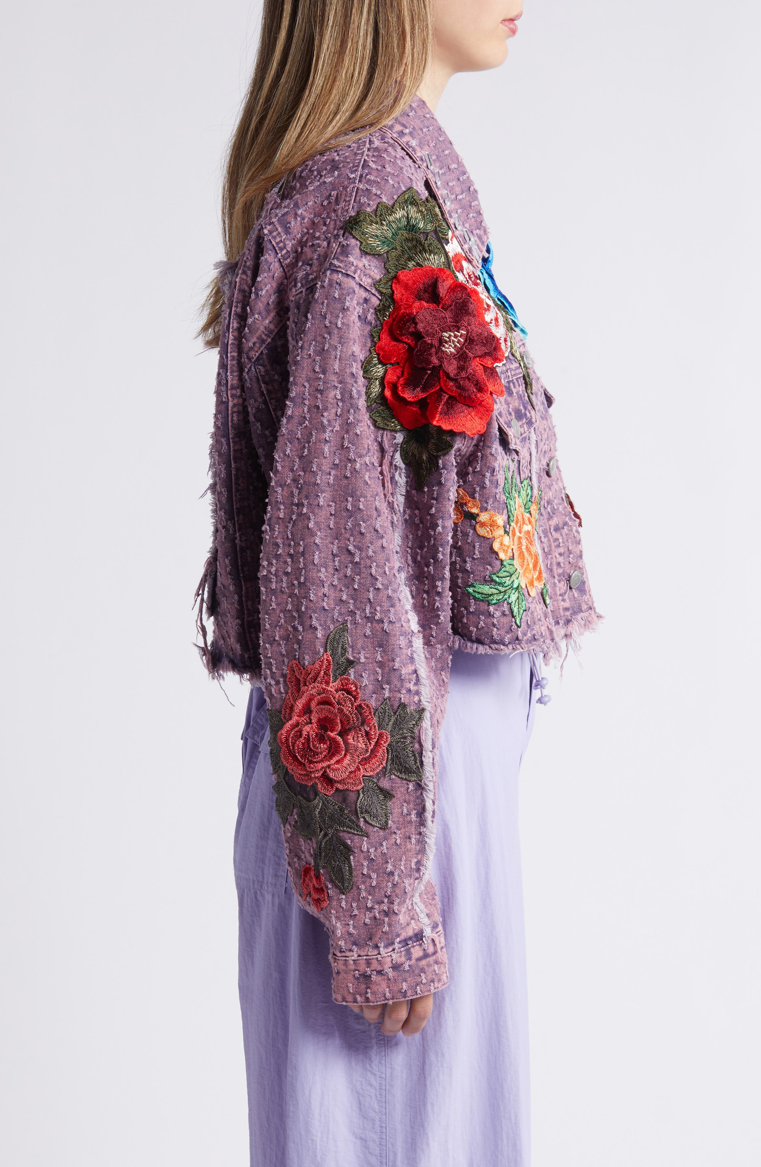 NIKKI LUND Bloom Floral Appliqué Texture Denim Jacket (Women