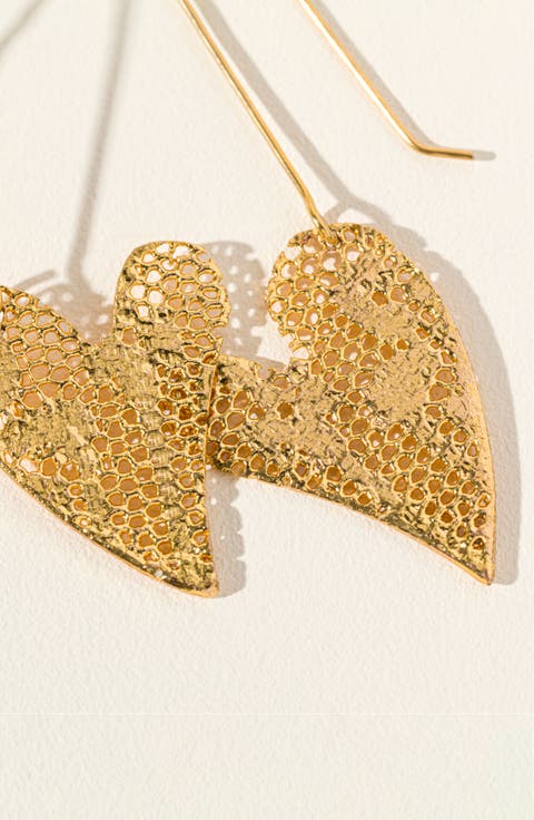 Mini Gold Dipped Lace Heart Earrings