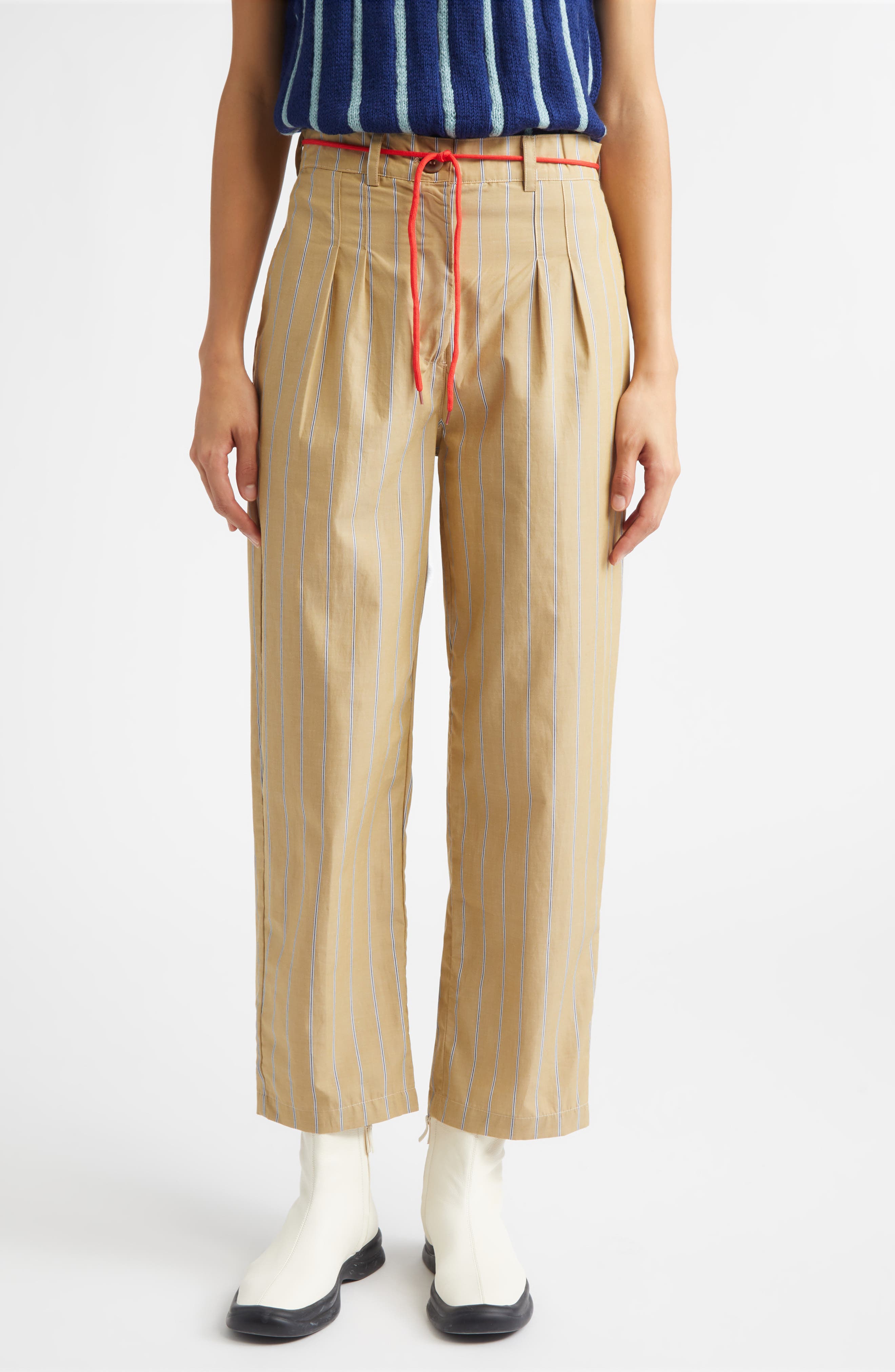 selected MUD BROWN