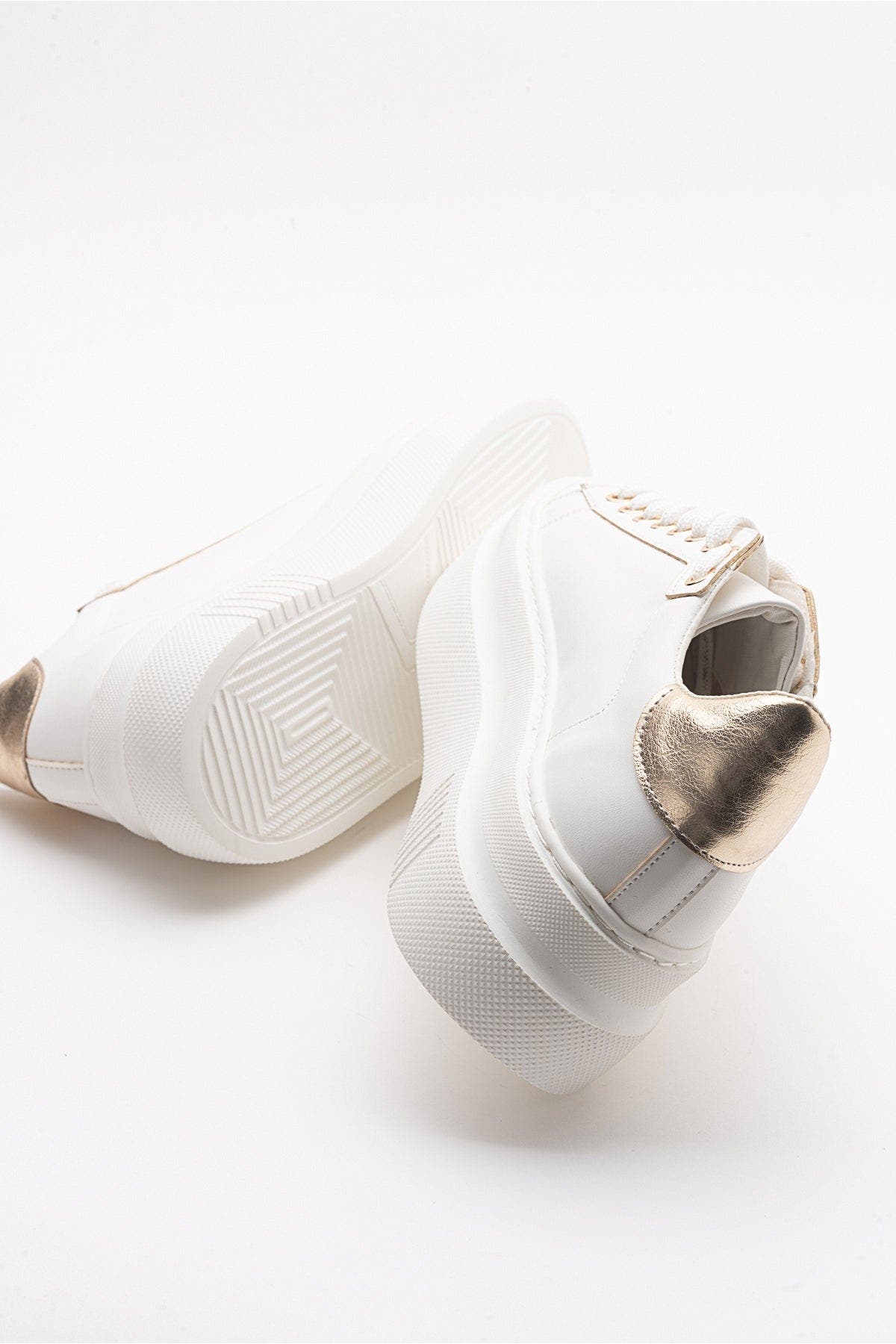 Prologue Shoes Violette Platform Sneakers, Alternate, color, White