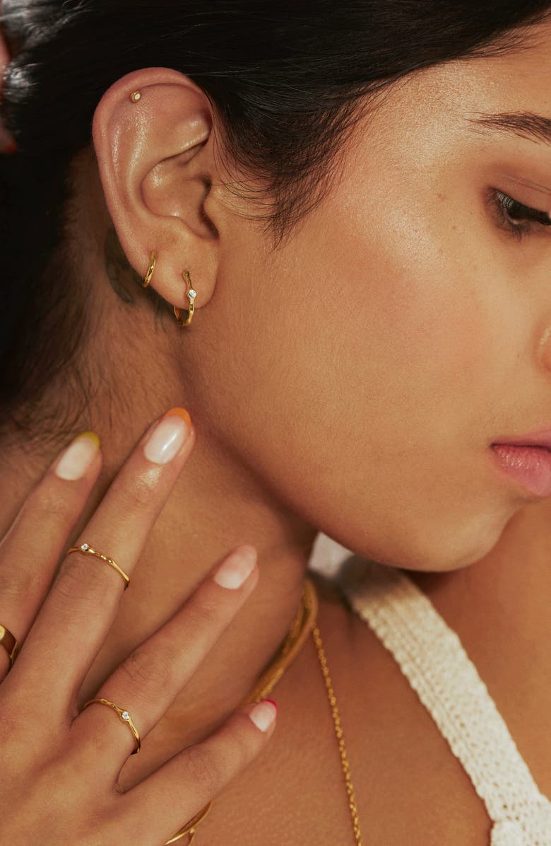 Monica Vinader Mini Linear Diamond Stud Earrings, Alternate, color, Yellow Gold