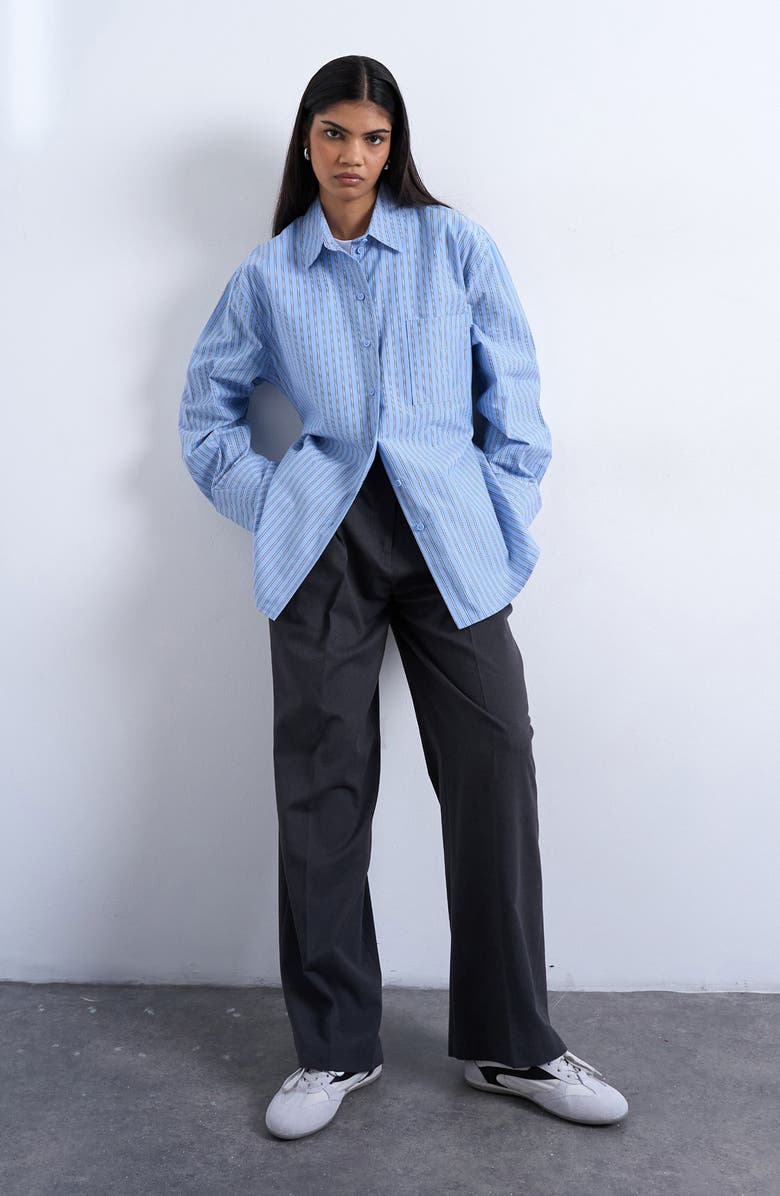 Topshop Darted Cuff Oversize Button-Up Shirt, Alternate, color, Medium Blue