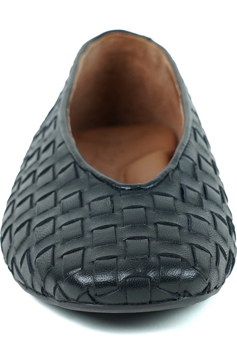 Gentle Souls Willow Woven Flat, Alternate, color, Black Leather