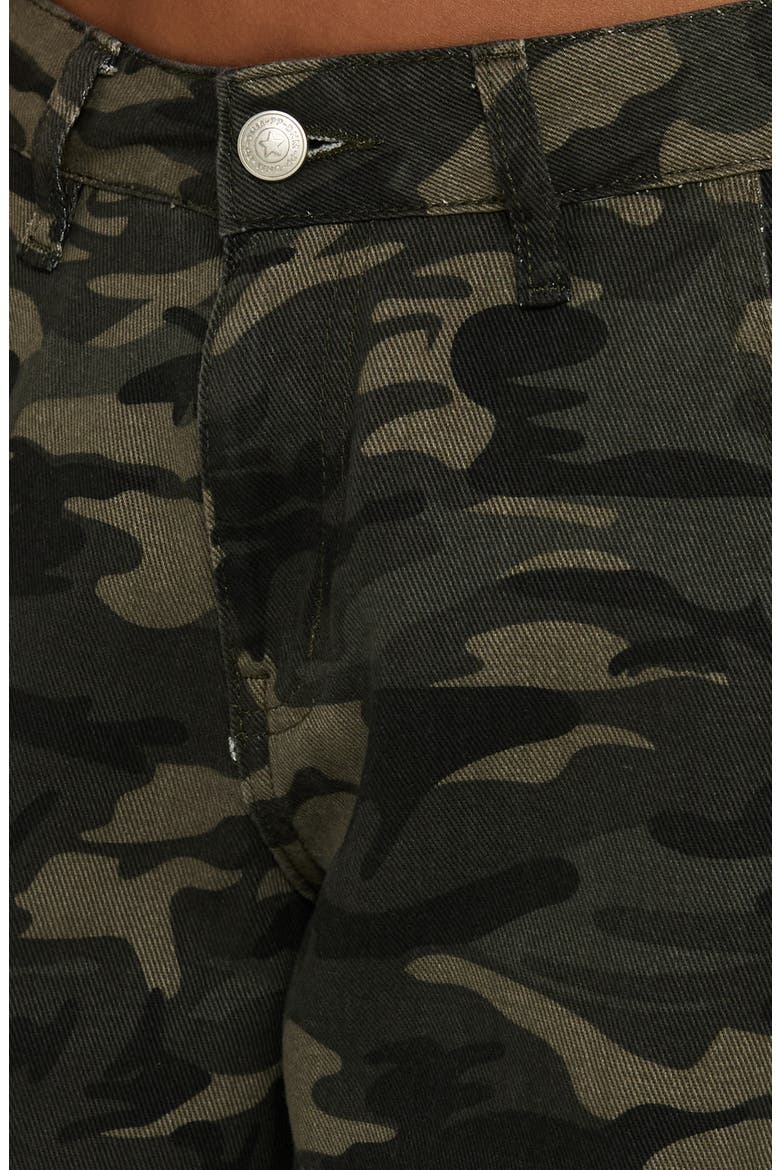 Hudsen Camouflage Low Rise Baggy Wide Leg Cargo Pants, Alternate, color, CAMO
