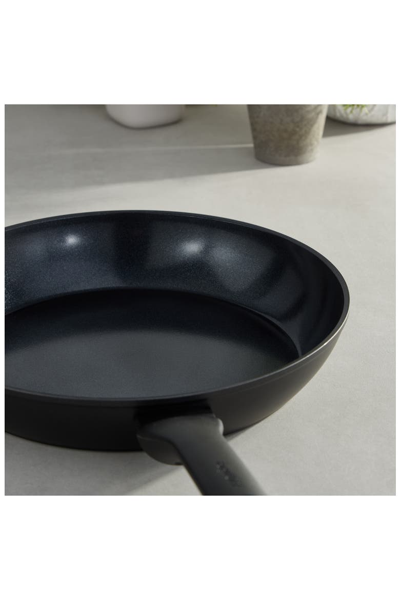 DiNA Helix 11-Inch Fry Pan, Alternate, color, BLACK