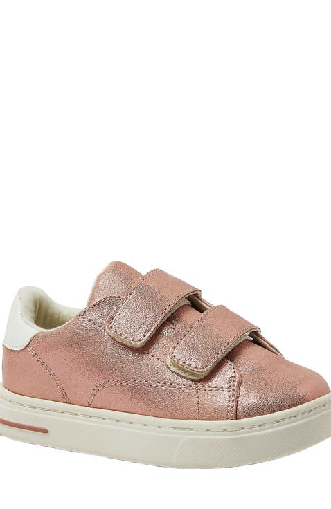 Toddlers Easy On Sneakers